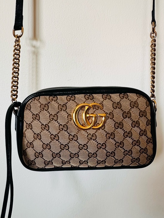 Gucci Handbags - Gucci Marmont GG Supreme Crossbody - black/beige & gold hardware 100% Authentic